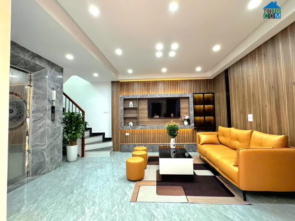 Ảnh Nhà đẹp Định Công Thượng - 32m*6 tầng-Thang máy- ô tô đỗ gần- Kinh doanh. Giá nhỉnh 9 tỷ 0