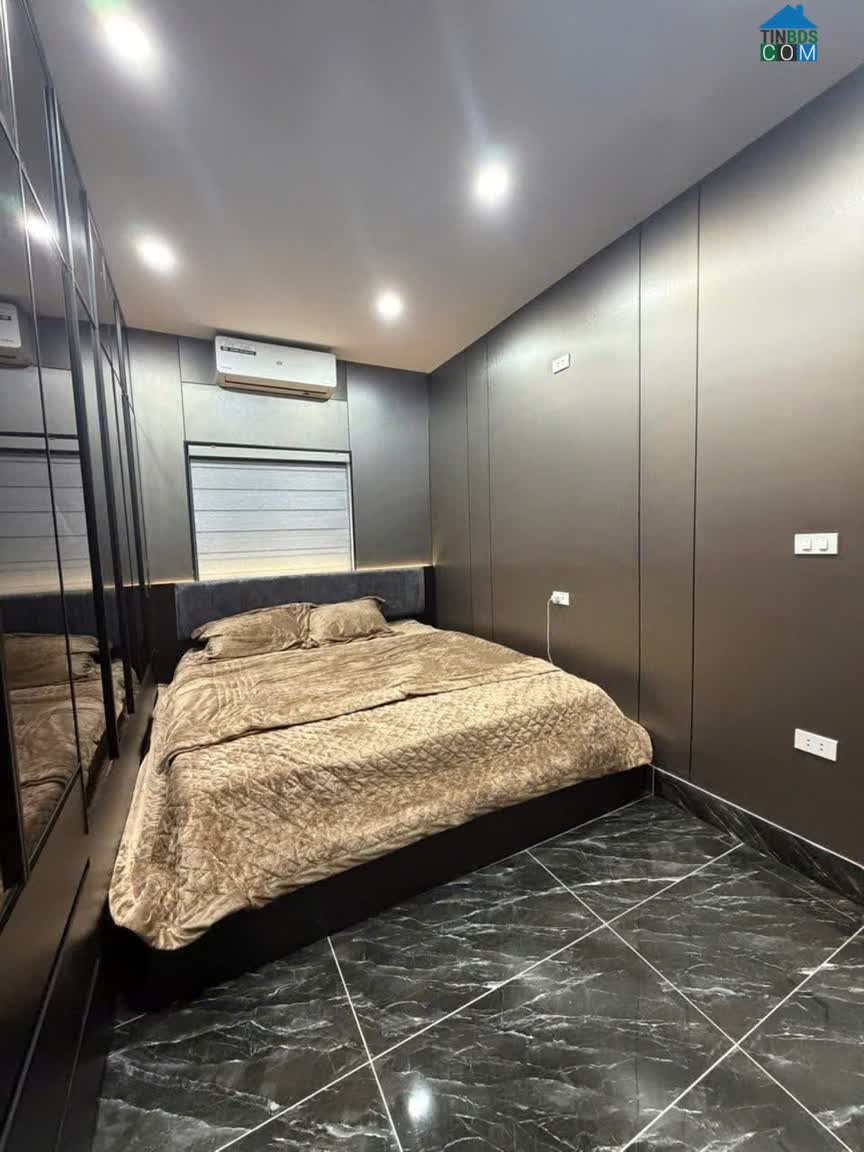 Ảnh Tập Thể Tôn Thất Tùng Nhà Đẹp Phong Cách Diện Tích 70M2 Giá 5.6 Tỷ 0