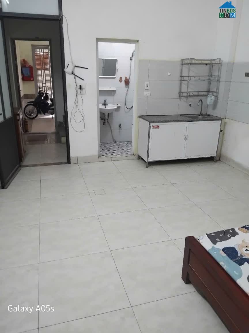 Ảnh Nhà 1B ngõ 43 Trung Kính phòng 25m2, khép kín 3.8tr 0