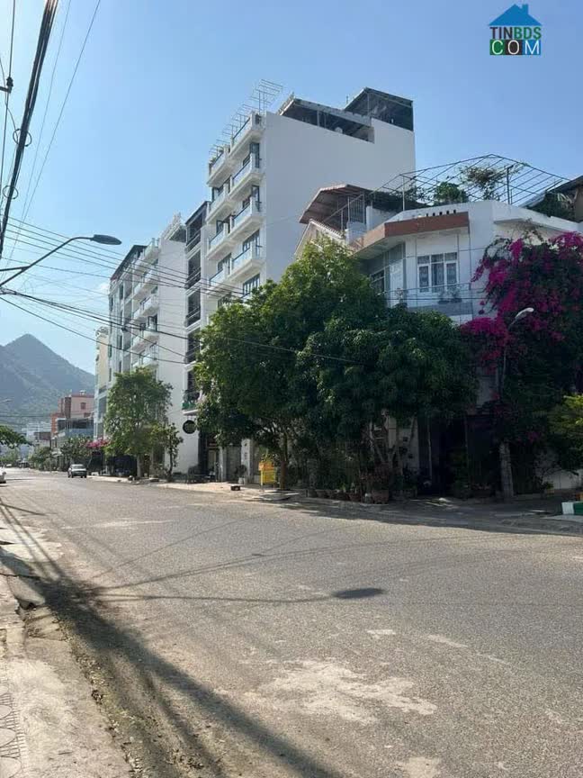 Ảnh Bán Nhà 3 Tầng Siêu Đẹp – Mặt Tiền Đường Lý Thái Tổ, Bắc Nha Trang Diện Tích: 92m² Giá Bán: 8,9... 0
