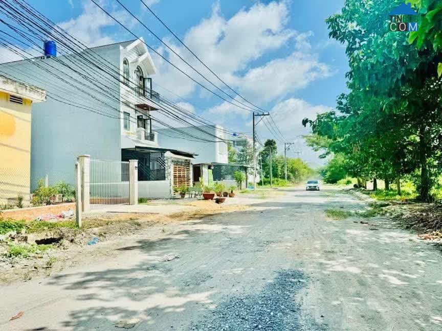 Ảnh Bán Gấp 144M2 Đất Mặt Tiền KDC 135 TT Bến Lức, Long An, 16tr/m2 SHR 0