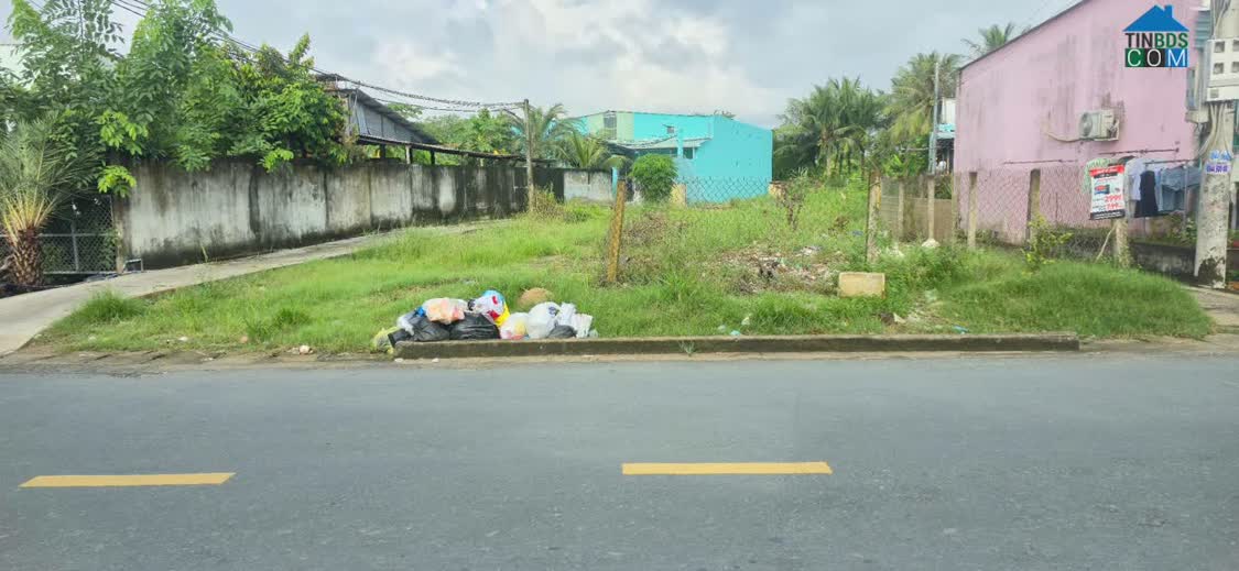 Ảnh Bán nhanh lô đất thổ 9 x 25 ngay đường Nguyễn Trung Trực, Bến Lức - 17tr/n2, shr 0