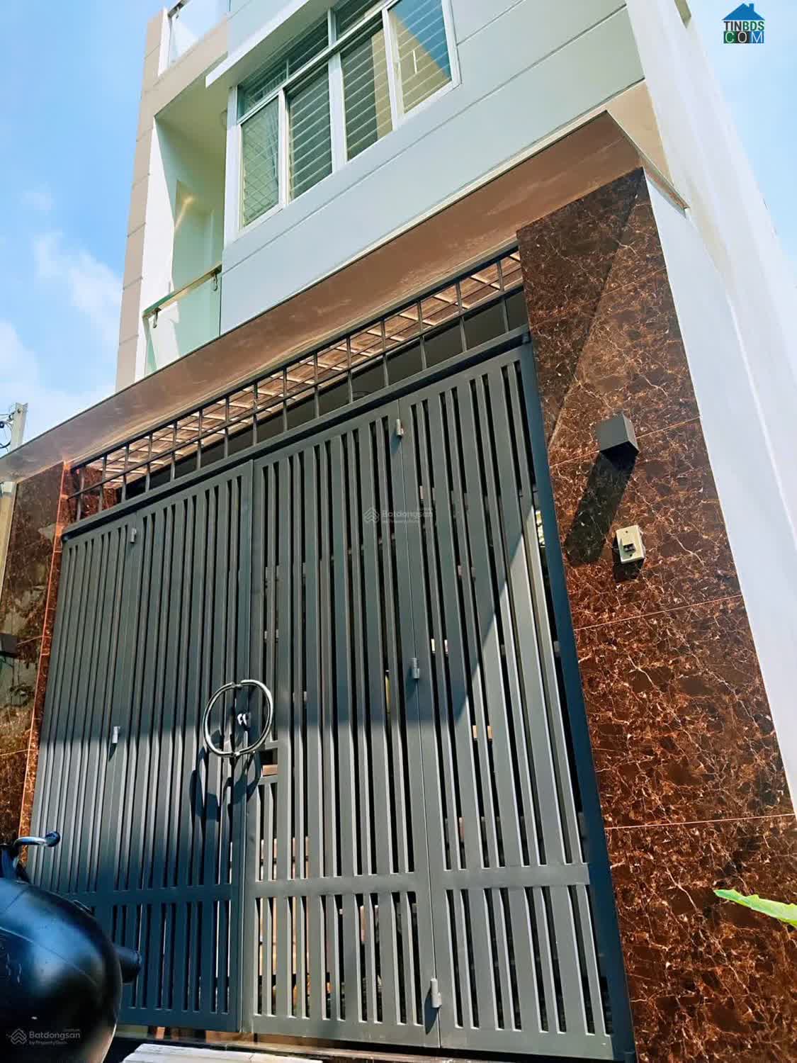 Ảnh Rẻ 2 tỷ, diện tích khủng 92m2, hiếm, hẻm xe hơi đường Bông Sao, ngang 5m, gần chợ- 0931172218 0