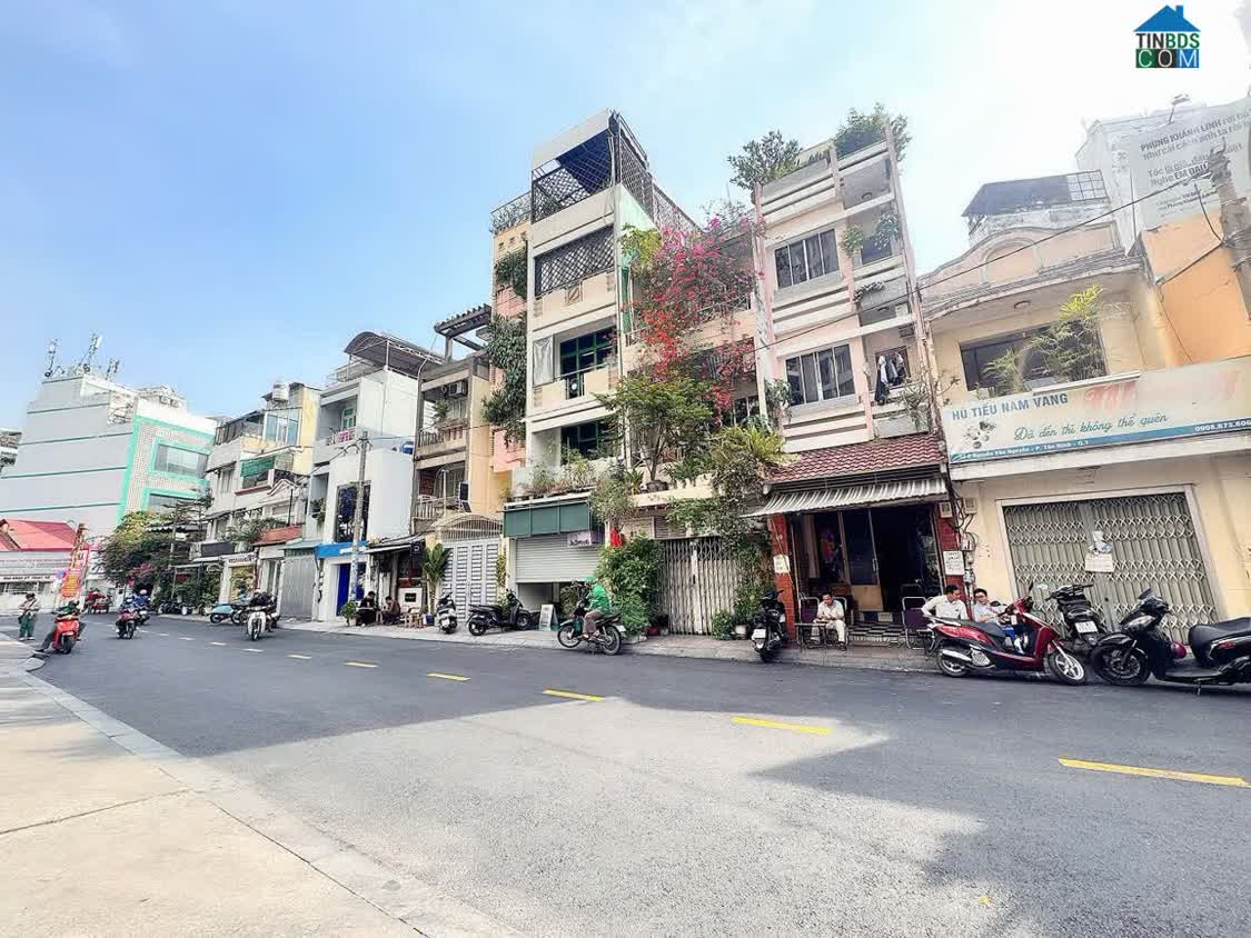 Ảnh Hiếm - Bán Nhà 4 Tầng Có Thang Máy Mặt Tiền KD Đ.Nguyễn Văn Nguyễn, Tân Định, Quận 1 - DT 90m2... 0