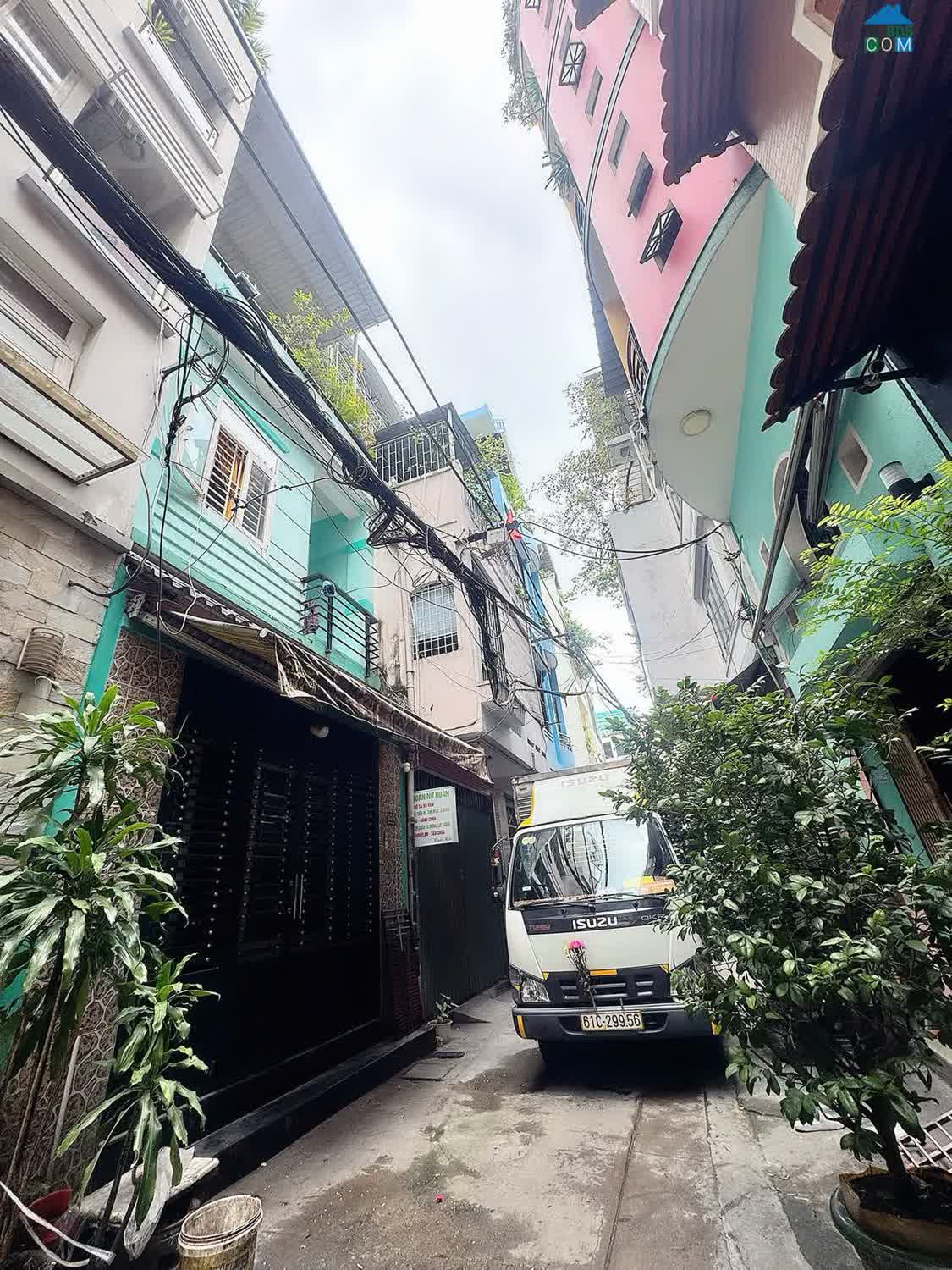 Ảnh Bán Nhà 3 Tầng Ngay Trường DH Văn Lang, Quận 1 - Mặt Tiền HXH Đ. Nguyễn Khắc Nhu - 50M2 - Sổ... 0