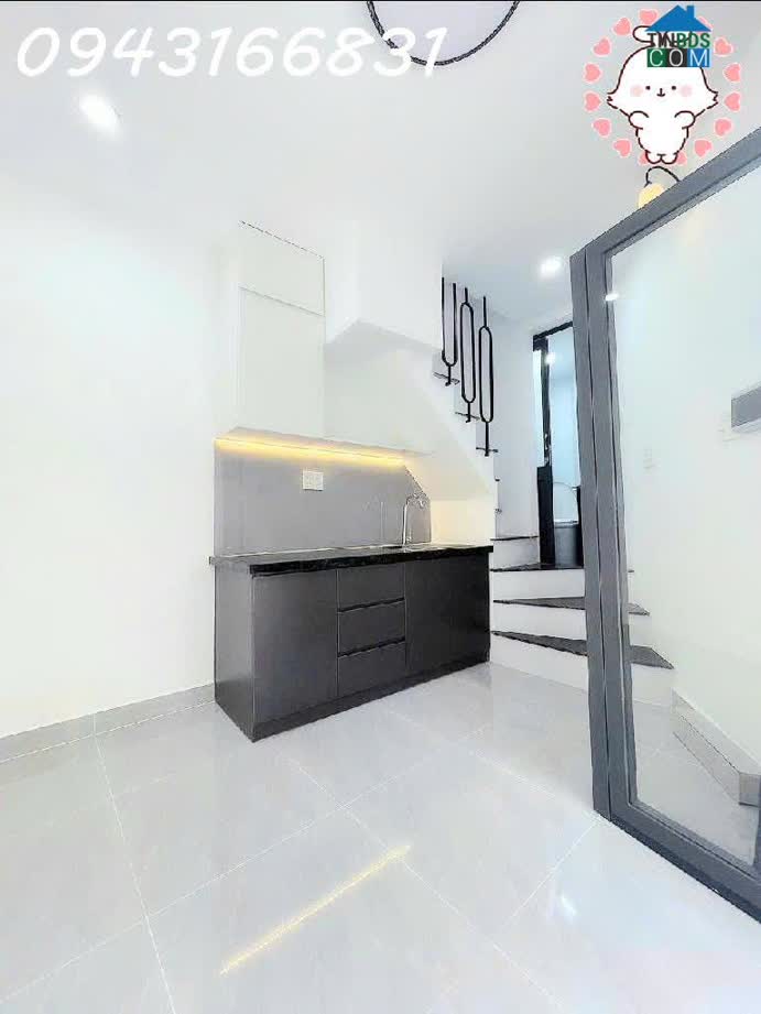 Ảnh Bán nhà hiếm Âu Cơ, Tân Bình: 20m2, 3 tầng, 2PN, sổ hồng chính chủ, nhỉnh 2XX tỷ, liên hệ... 0