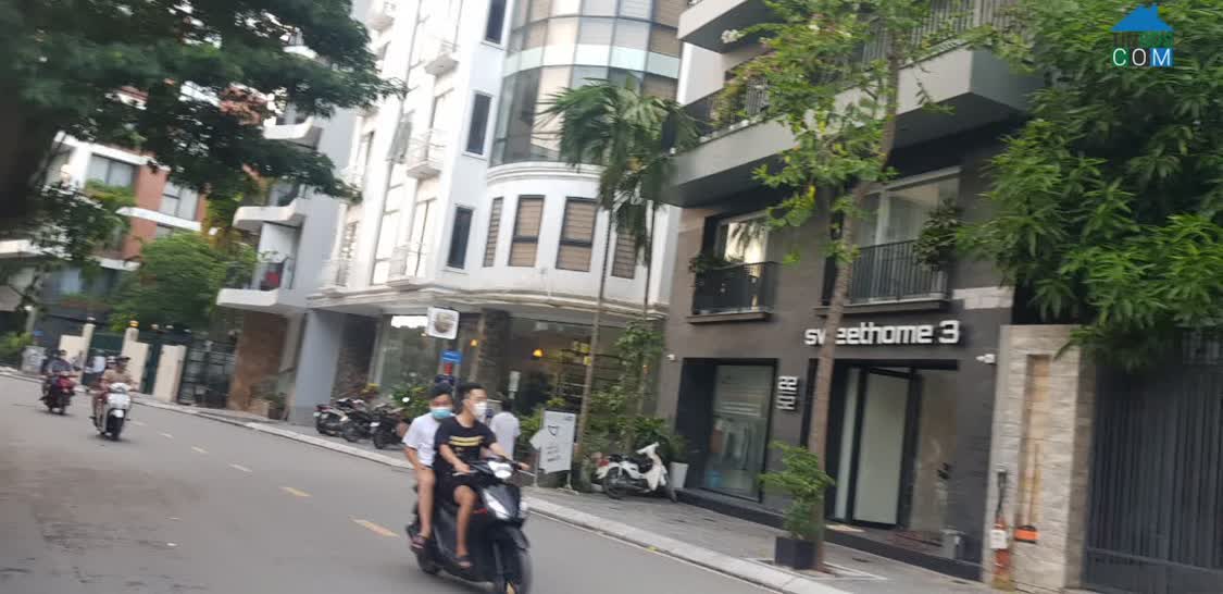 Ảnh Bán đất mặt phố Trịnh Công Sơn Tây Hồ nhỉnh 500 triêu/m2 mặt tiên 9m. DT gần 200m2 có giấy phép... 0