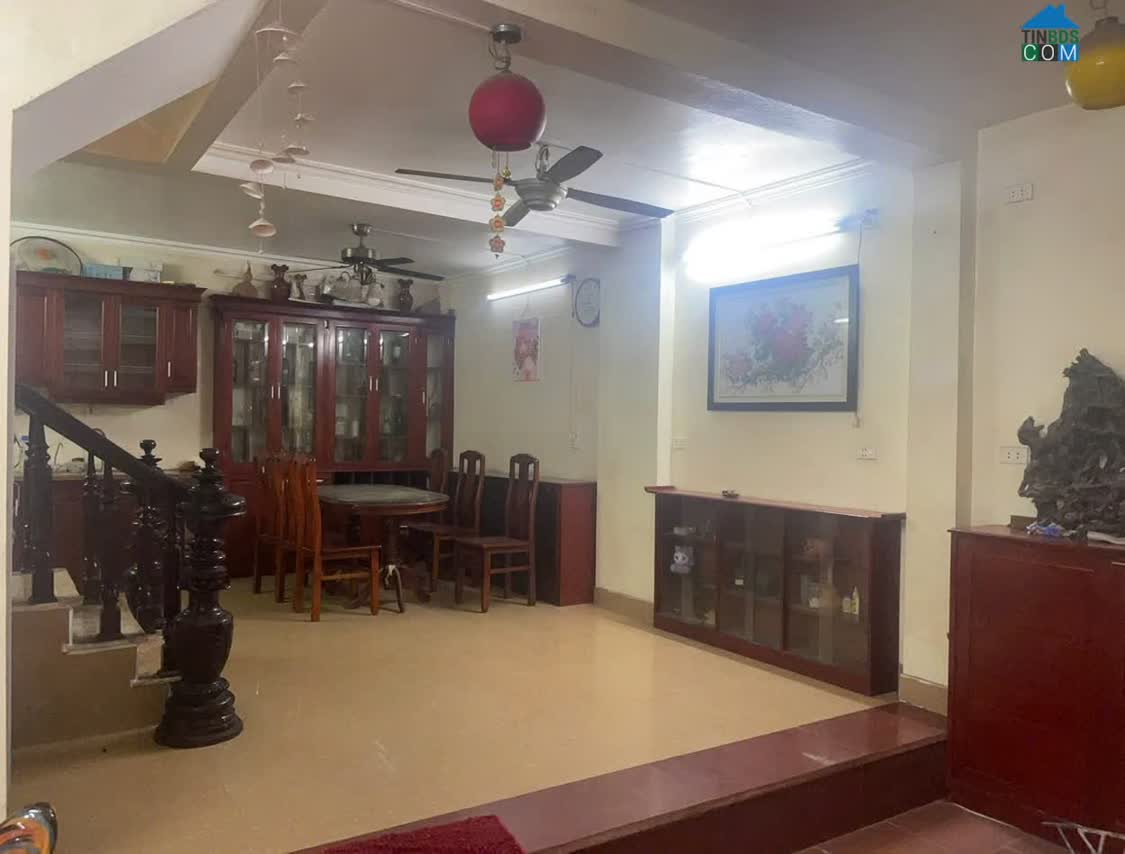 Ảnh Cho thuê nhà nguyên căn ngõ Hoàng Cầu - Ô Chợ Dừa, Đống Đa 42m x 4T giá 15 triệu 0