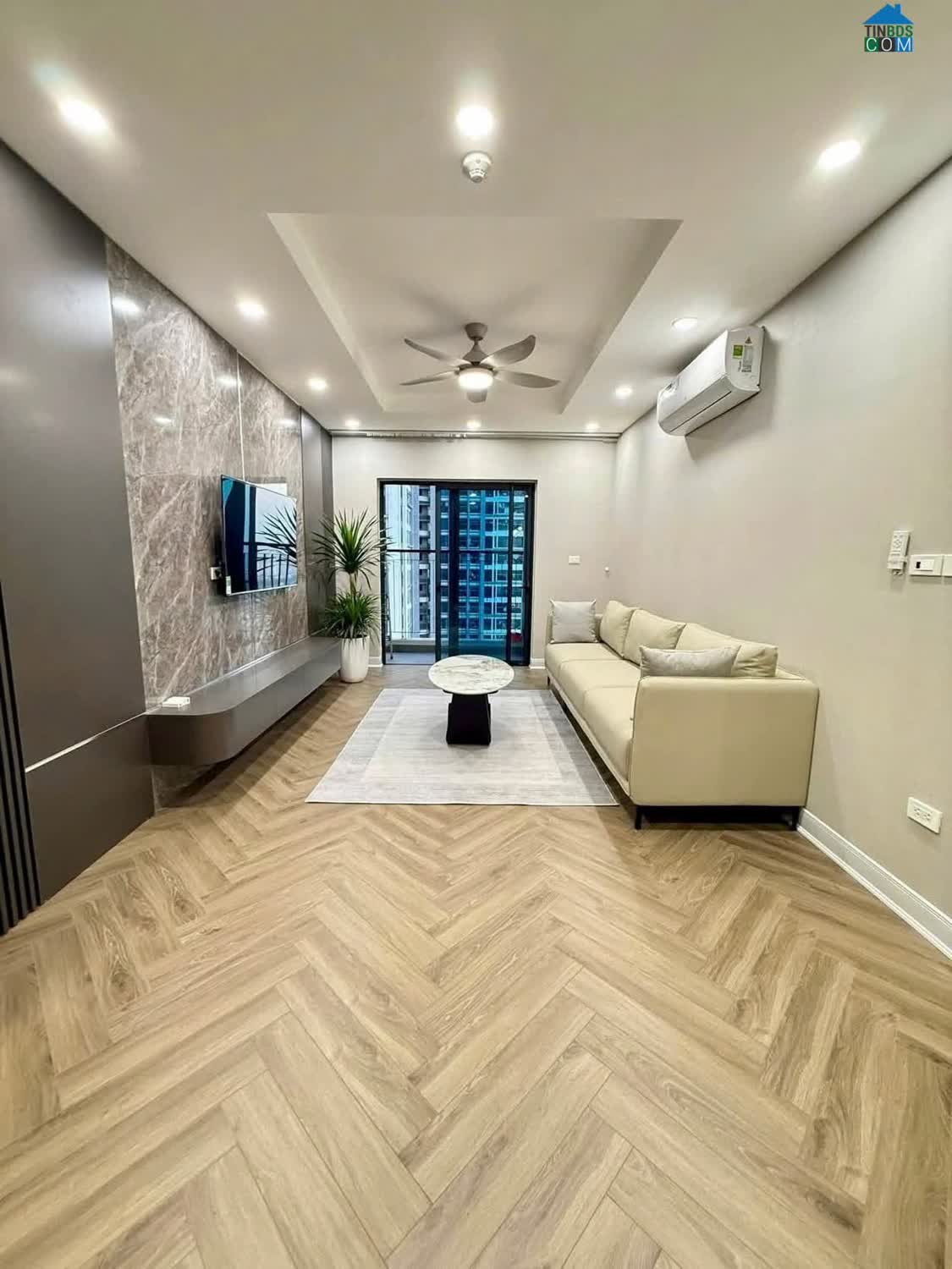 Ảnh Căn hộ 2 ngủ 70m2 tại Imperia Garden, nội thất xịn, view thoáng mà giá chỉ 8.1x tỷ 0