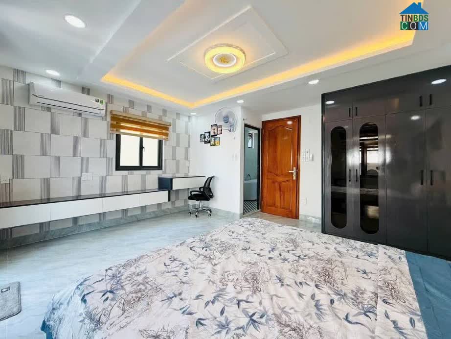 Ảnh Nhà đẹp 5 lầu đón tết hẻm 256 Phan Huy Ích 63m2 ngang 5m tặng NT gần Emart nhỉnh 8 tỷ. 0