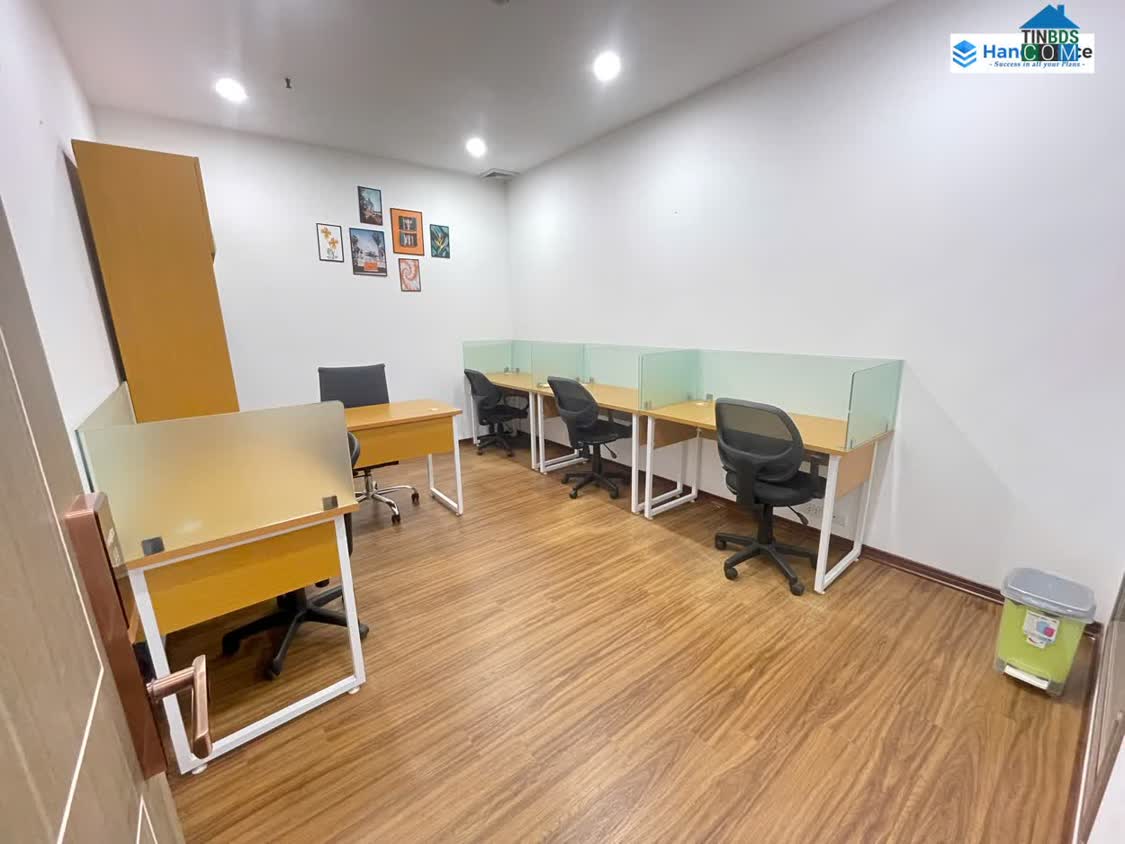 Ảnh VP chia sẻ 122 Vĩnh Tuy cho thuê từ 8tr full dịch vụ 0