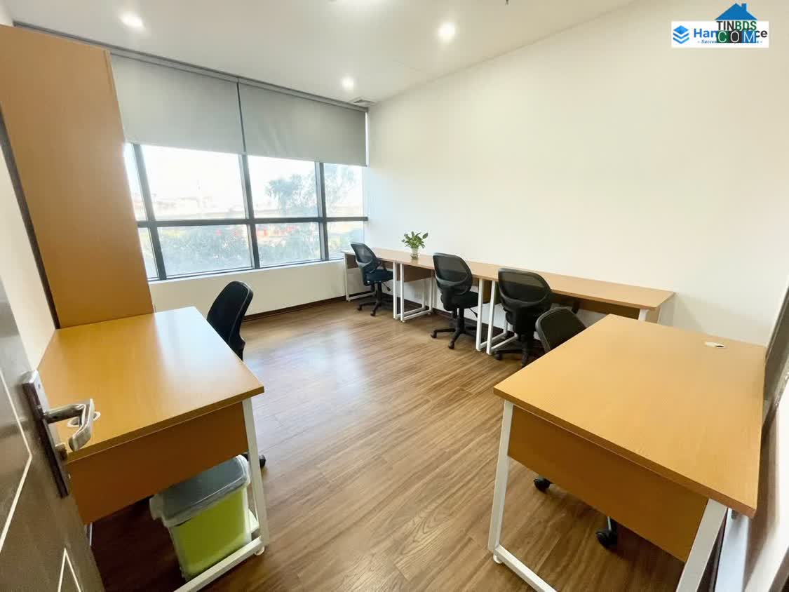 Ảnh VP chia sẻ 122 Vĩnh Tuy cho thuê từ 8tr full dịch vụ 1