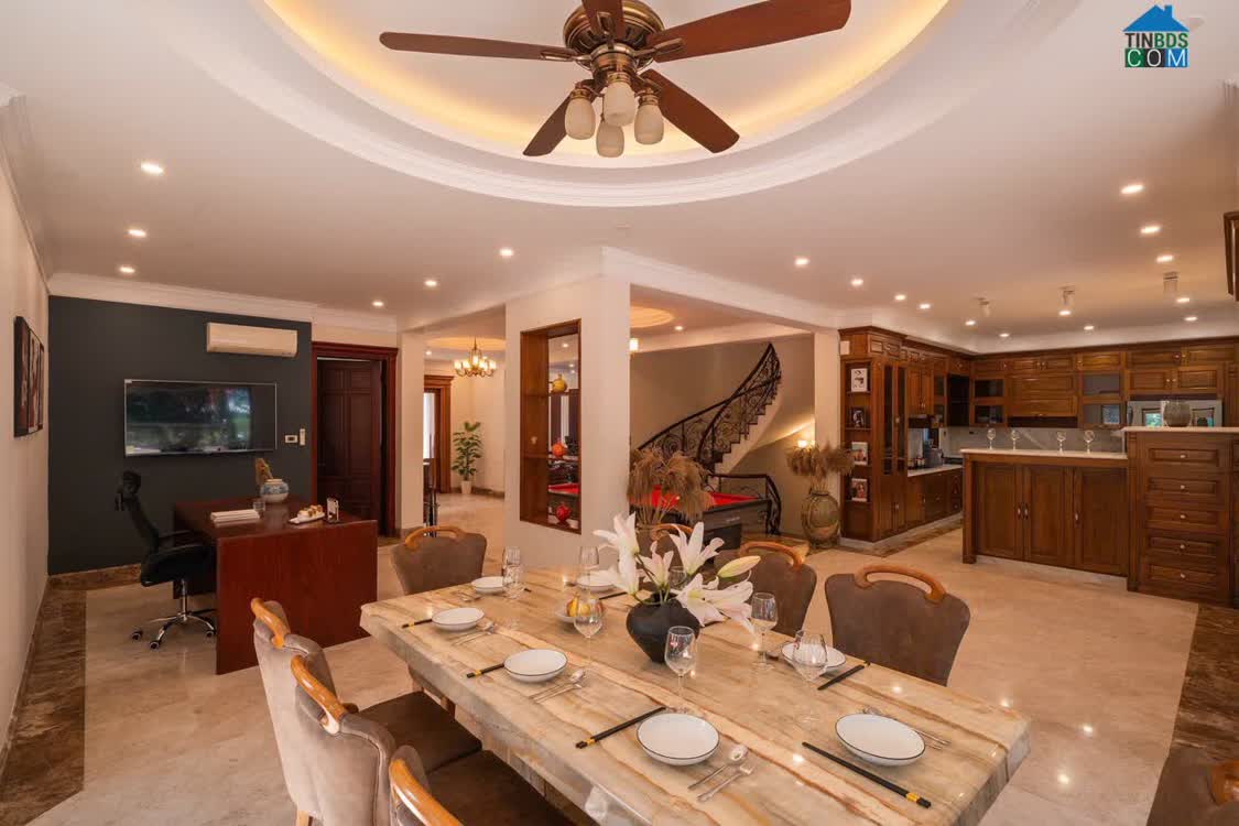 Ảnh Bán biệt thự Lạc Long Quân otô, gần Hồ Tây ở sướng 145m 4tầng 29.3 tỷ 0