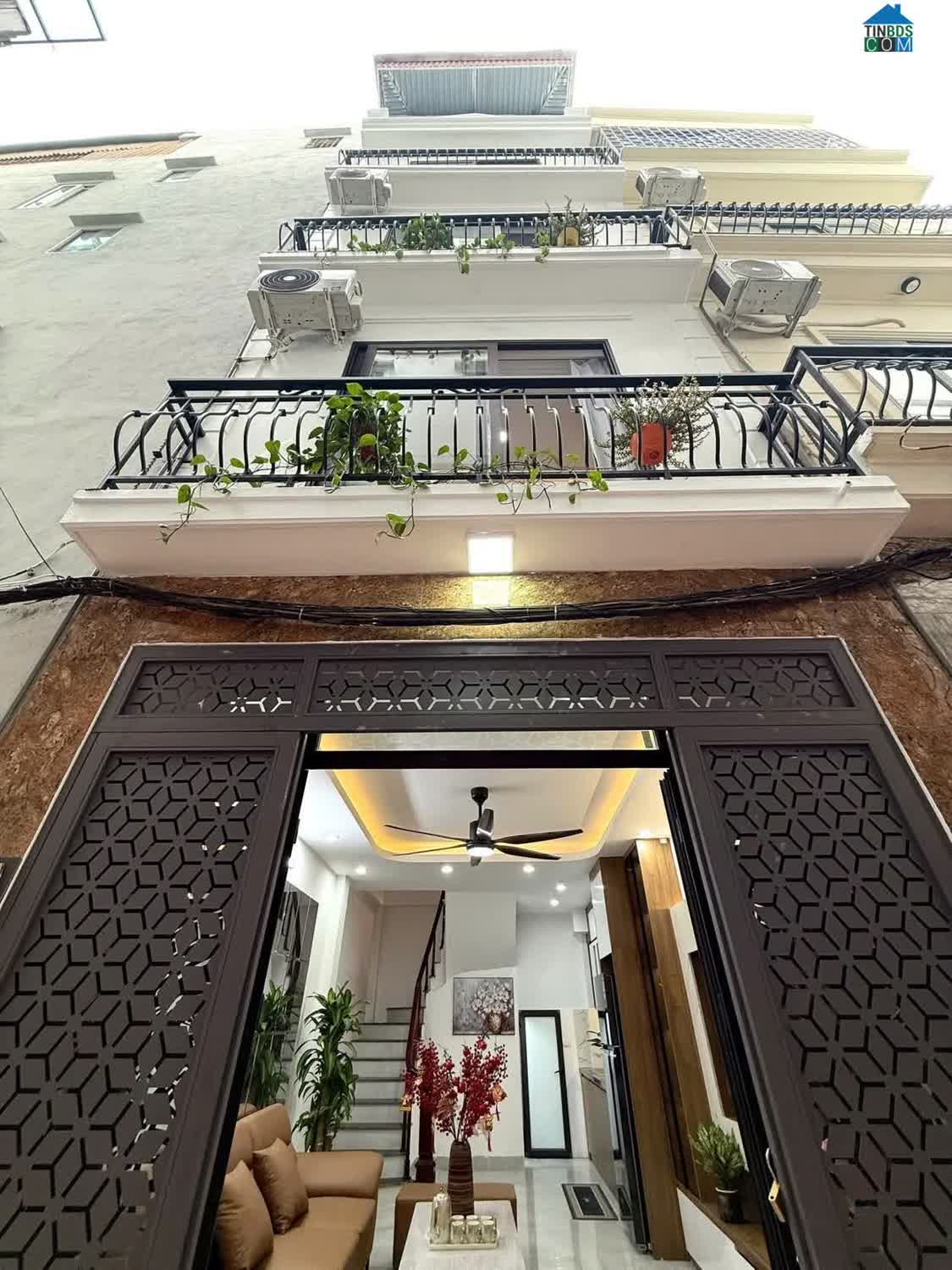 Ảnh Nhà phố Định Công Thượng- 33m*5tầng*4mMT- Gần trường, chợ- Kinh doanh-9,35 tỷ 0