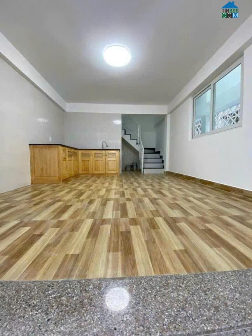 Ảnh Cho thuê nhà 4 phòng đường Ngô Thì Nhậm phường 4 Đà Lạt giá 7 triệu 0