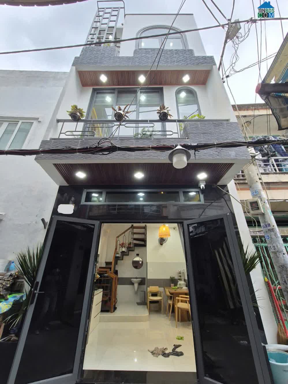 Ảnh Nhà Bán Trung Tâm Quận 10 , Nguyễn Tri Phương, P. Vườn Lài 0