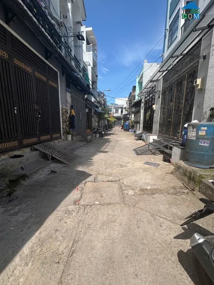Ảnh Bán nhà Bình Trị Đông, Bình Tân, 5 tầng, hẻm thông ra đường lớn chỉ 50m, 4 x 10 m, chỉ nhỉnh 6 tỷ. 0