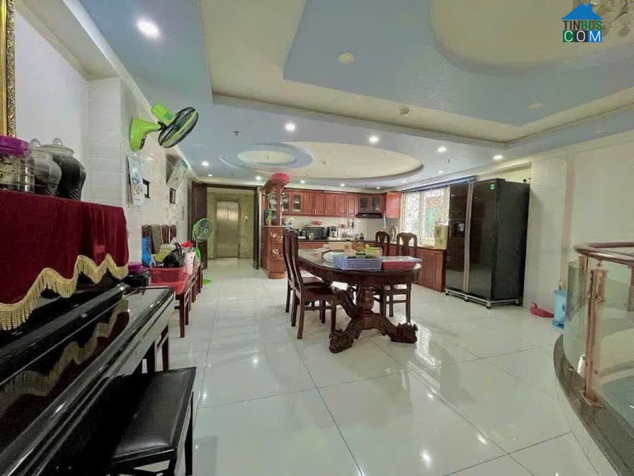 Ảnh Giảm mạnh 4 tỷ nhà hẻm 1122 Quang Trung 5 lầu ngang 5.8m 90m2 có T.máy gần Emart 14 tỷ. 0