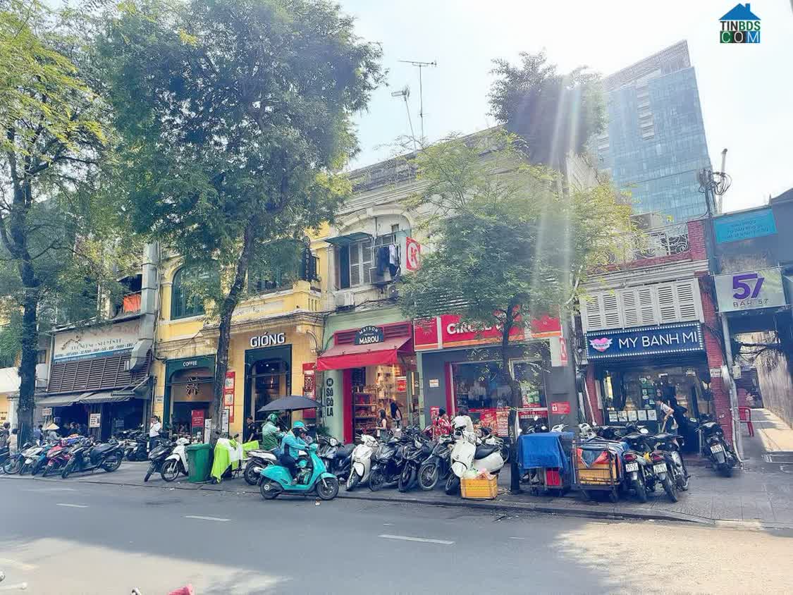Ảnh Độc Tôn Bán Nhà 2 Tầng Mặt Tiền Đ.Nguyễn Du, P.Bến Nghé, Quận 1 - DT 4m*15m - Dòng Tiền Đều 1,1... 0