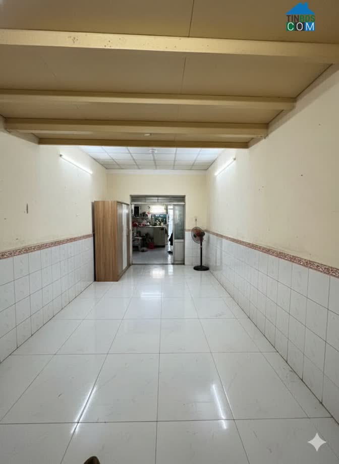 Ảnh Nhà 2 mặt tiền Quận 4, ngay phố ẩm thực Vĩnh Khánh, cho thuê sinh lợi tốt giá 8tyx 0