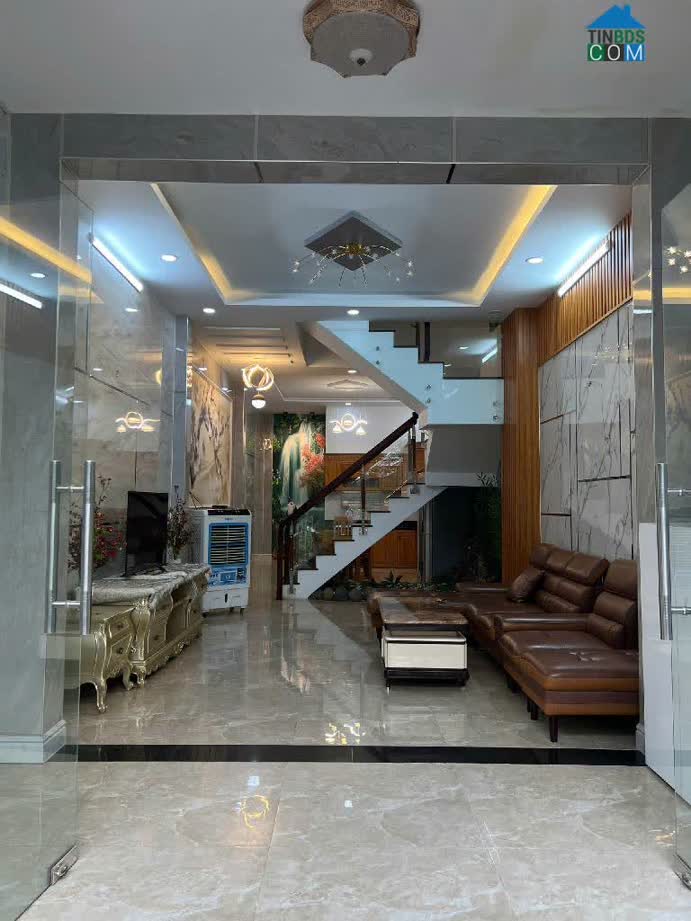 Ảnh Bán nhà 4 tầng HXH đường Nguyễn Văn Quá 115m2(5*23) vào ở ngay sát GALAXY chỉ 6 tỷ 0