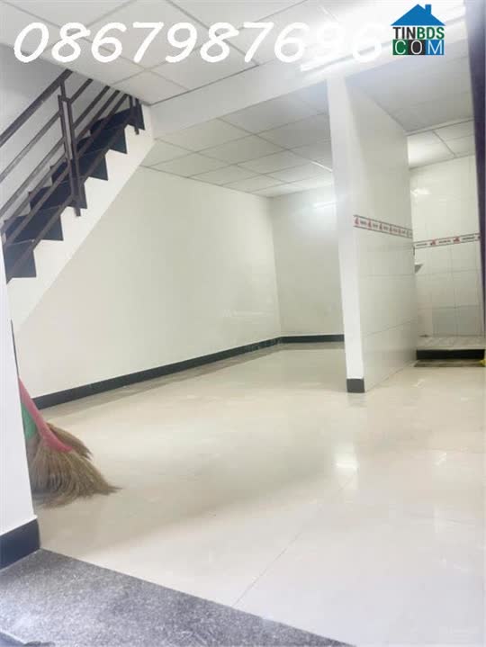 Ảnh Căn nhà tập thể 74B Quang Trung, hẻm 2,4m * Cách biển Trần Phú: 450m. Giá: 2,150 tỷ 0