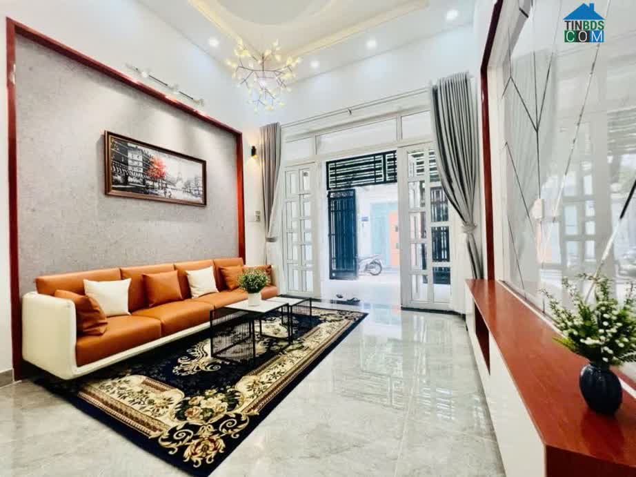 Ảnh Bán nhà 3 tầng HXT đường Nguyễn Sỹ Sách 93m2(4.2*22) gần công viên vào ở ngay nhỉnh 5 tỷ 0