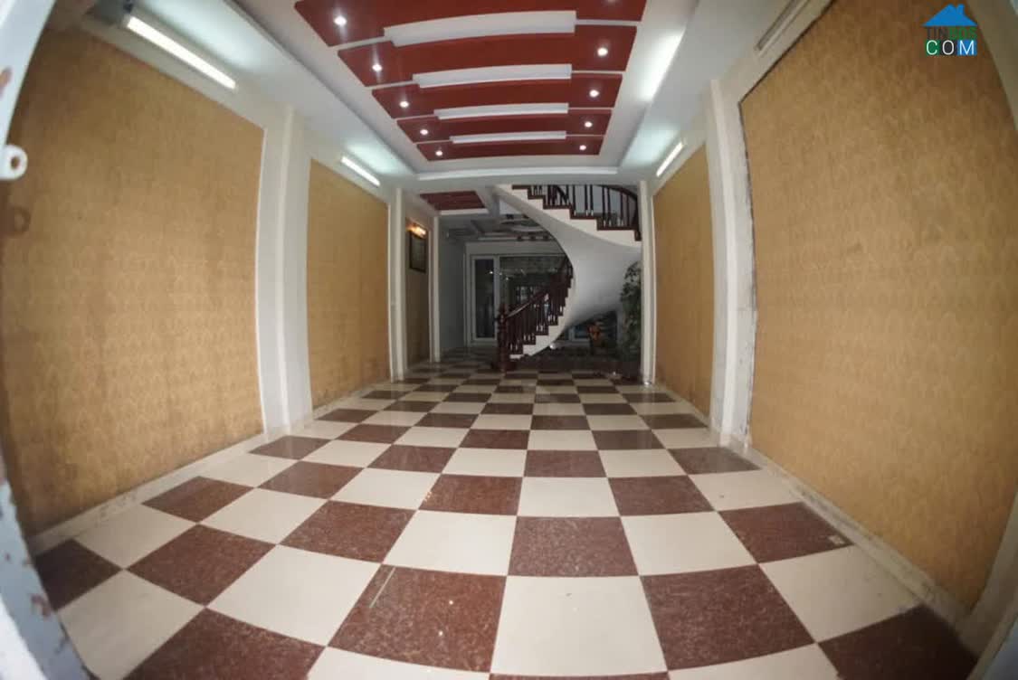 Ảnh Cho thuê nhà mặt đường Hồ Tùng Mậu, Phú Diễn, Từ Liêm 70m x 5T giá 26 triệu 0