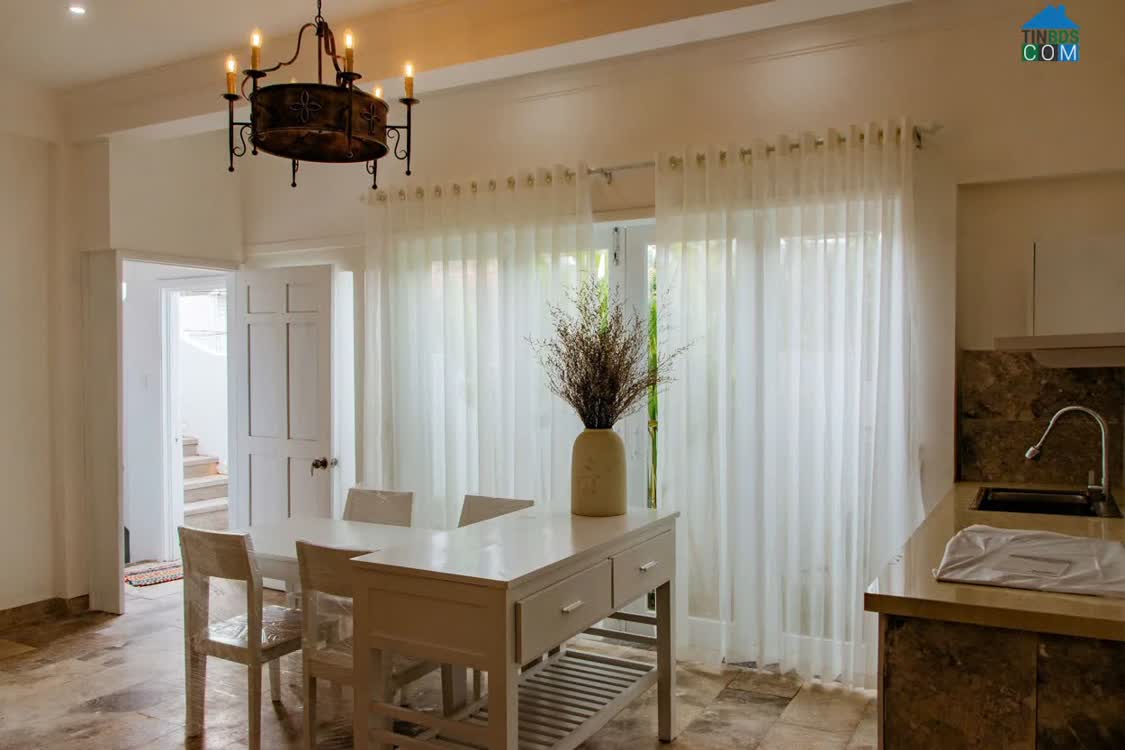 Ảnh bán villa trung tâm phố Hội với 6 ngủ - vận hành ngay 0