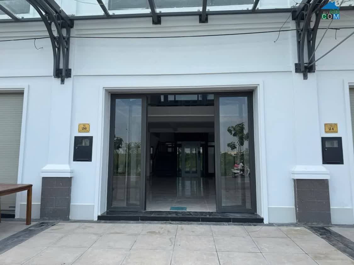 Ảnh Cho Thuê 3 Căn Liền Kề – Mặt Tiền Đường Song Hành – Lakeview City, Quận 2 0