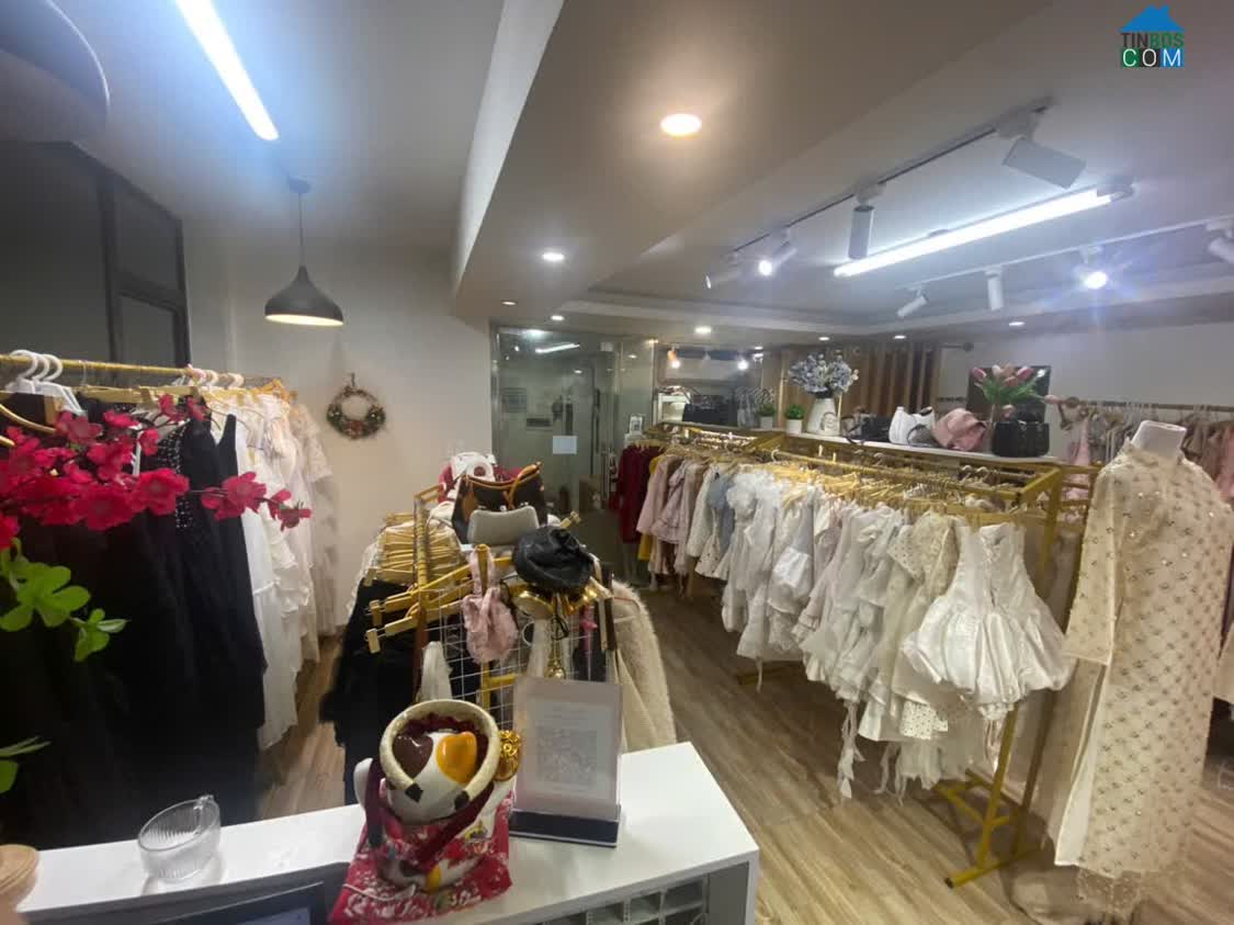 Ảnh Sang Nhượng Shop Cho Thuê Váy –Tại Trần Quý Kiên, Cầu Giấy, Hà Nội 0