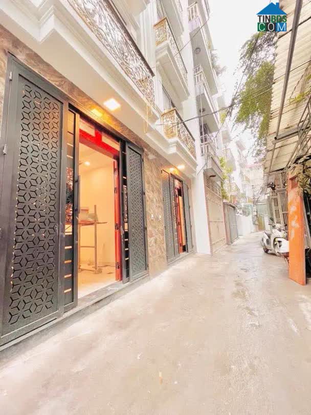 Ảnh Phố Nguyễn Văn Cừ 45m2, 5t, Ô Tô Đỗ Cổng, Ngõ Thông, Giá Chỉ 11.X Tỷ 0