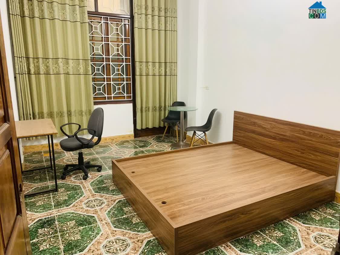 Ảnh Cho thuê nhà Nguyễn Khánh Toàn, Cầu Giấy 46m x 4T(6 ngủ) FULL ĐỒ giá 21 triệu 0