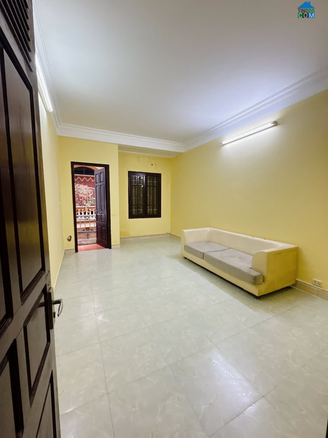 Ảnh Cho thuê nhà ngõ 402 Mỹ Đình, Từ Liêm 60m x 3T(5 ngủ) giá 14tr Ô TÔ ĐỖ CỬA 0