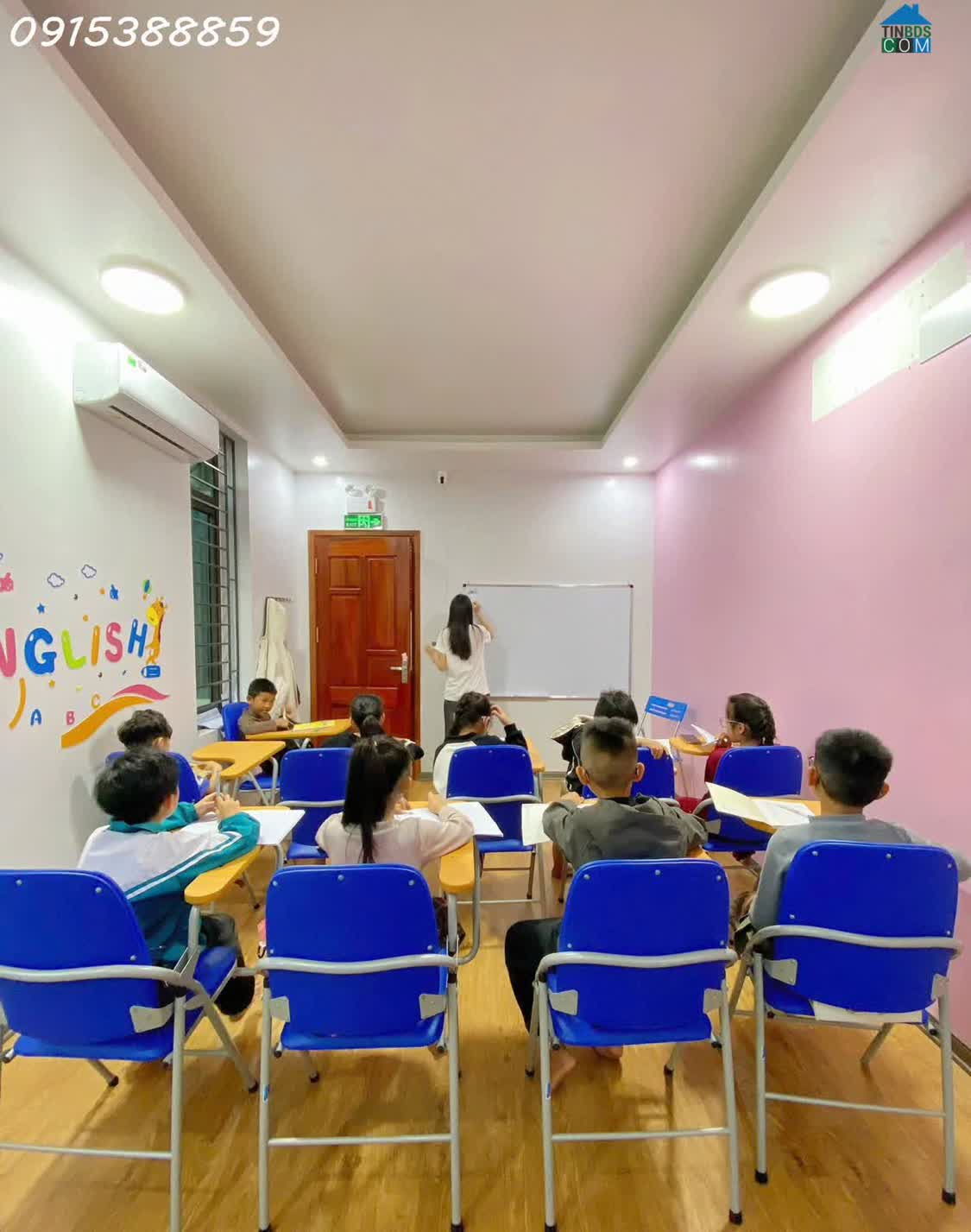 Ảnh Bán nhà 3 tầng siêu đẹp tại TDP Trung Bính- Phường Đồng Hới, sẵn HĐ cho thuê 13 tháng 0