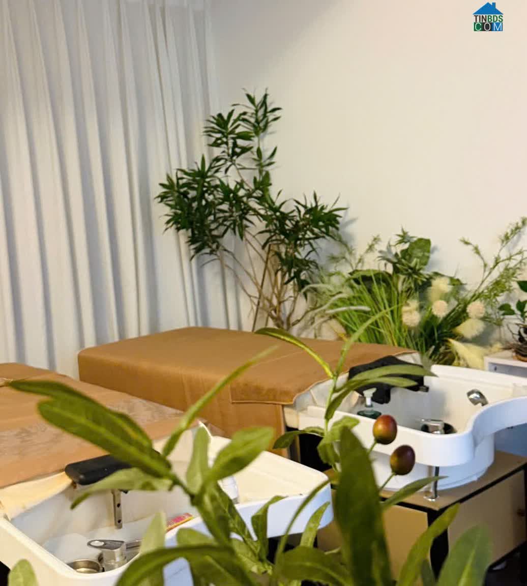 Ảnh Cần Nhượng Lại Mặt Bằng Spa Hà Đông, Hà Nội 
vị Trí Đẹp Dưới Chung Cư - Giá Chỉ 3X 0