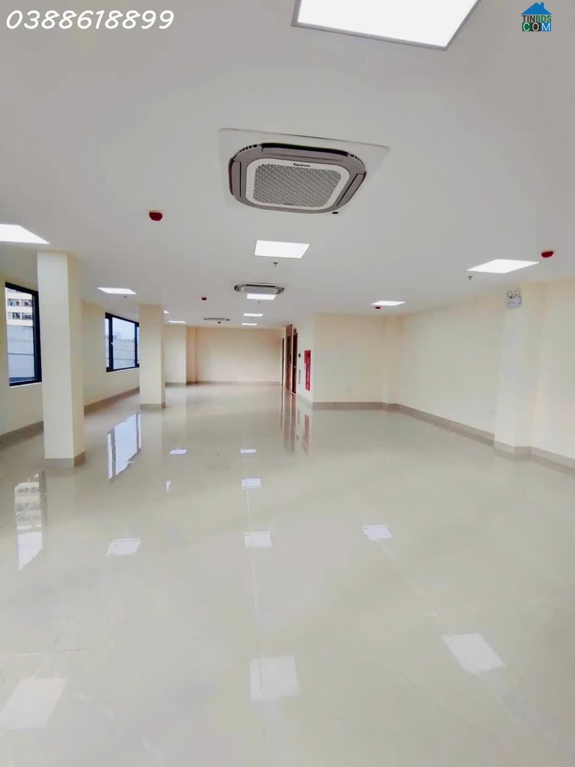 Ảnh Bán Toà Văn Phòng MP Phạm Văn Đồng 210mx8t, MT 21M - Lô Góc - Pccc, Hoàn Công Đầy Đủ - Dòng Tiền... 0