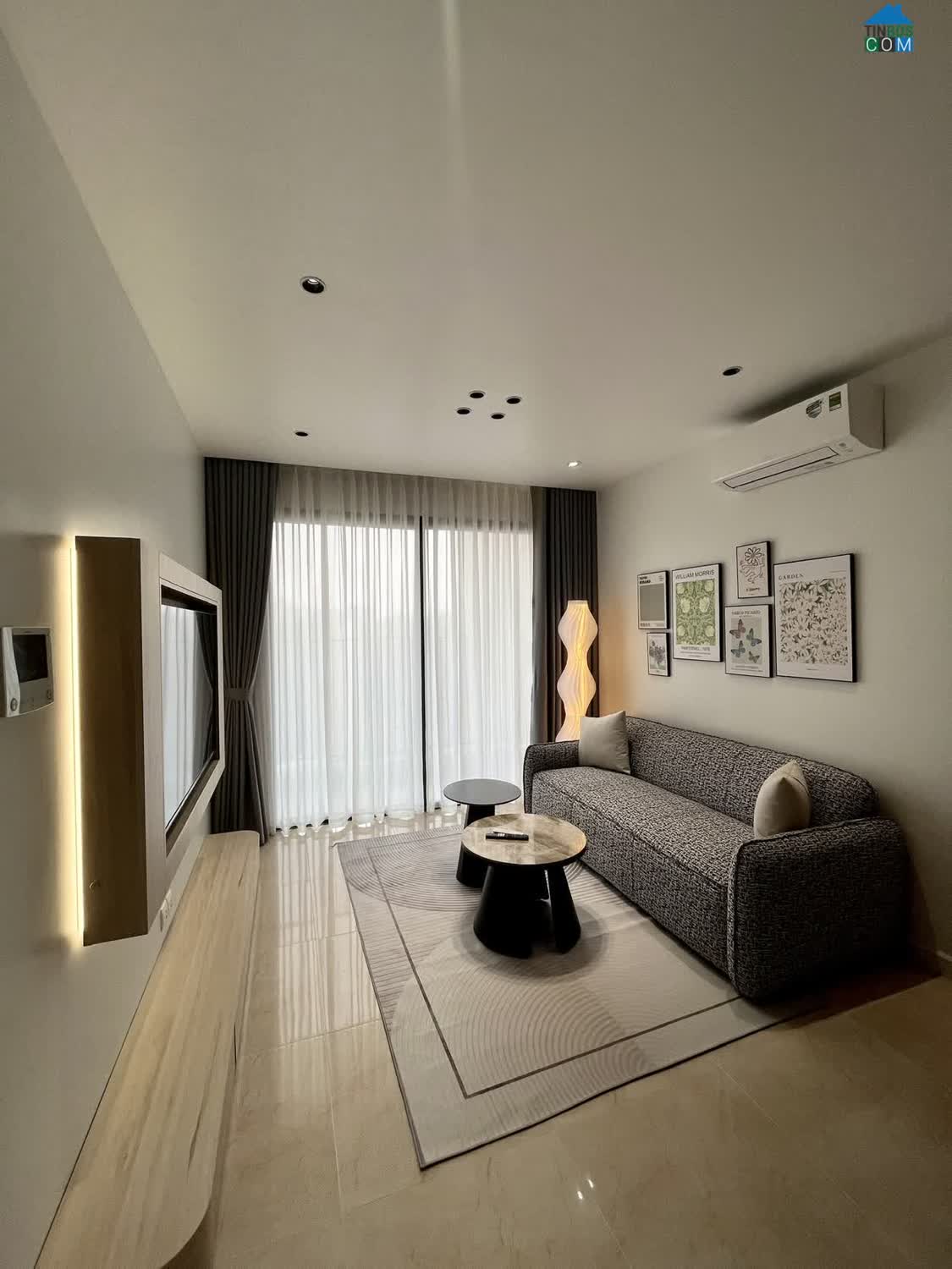 Ảnh Bán căn hộ 2PN - 73m2 VINHOMES D'CAPITALE, view hồ, giá chỉ 9 tỷ 0