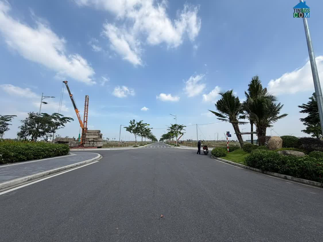 Ảnh Suất nội bộ cặp nền 90m2 đối diện công viên đường 20m, sổ hồng riêng, sang tên công chứng ngay 0