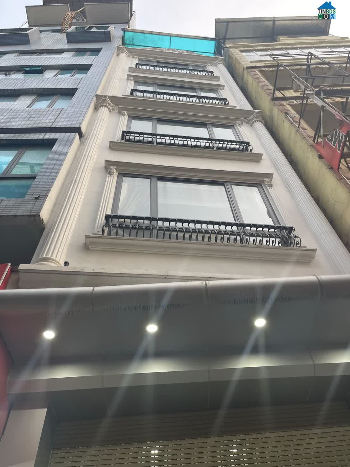 Ảnh Bán nhà mặt phố Hồ Tùng Mậu, DT 70m, 6 tầng, MT 5m, giá 28.6 tỷ. 0