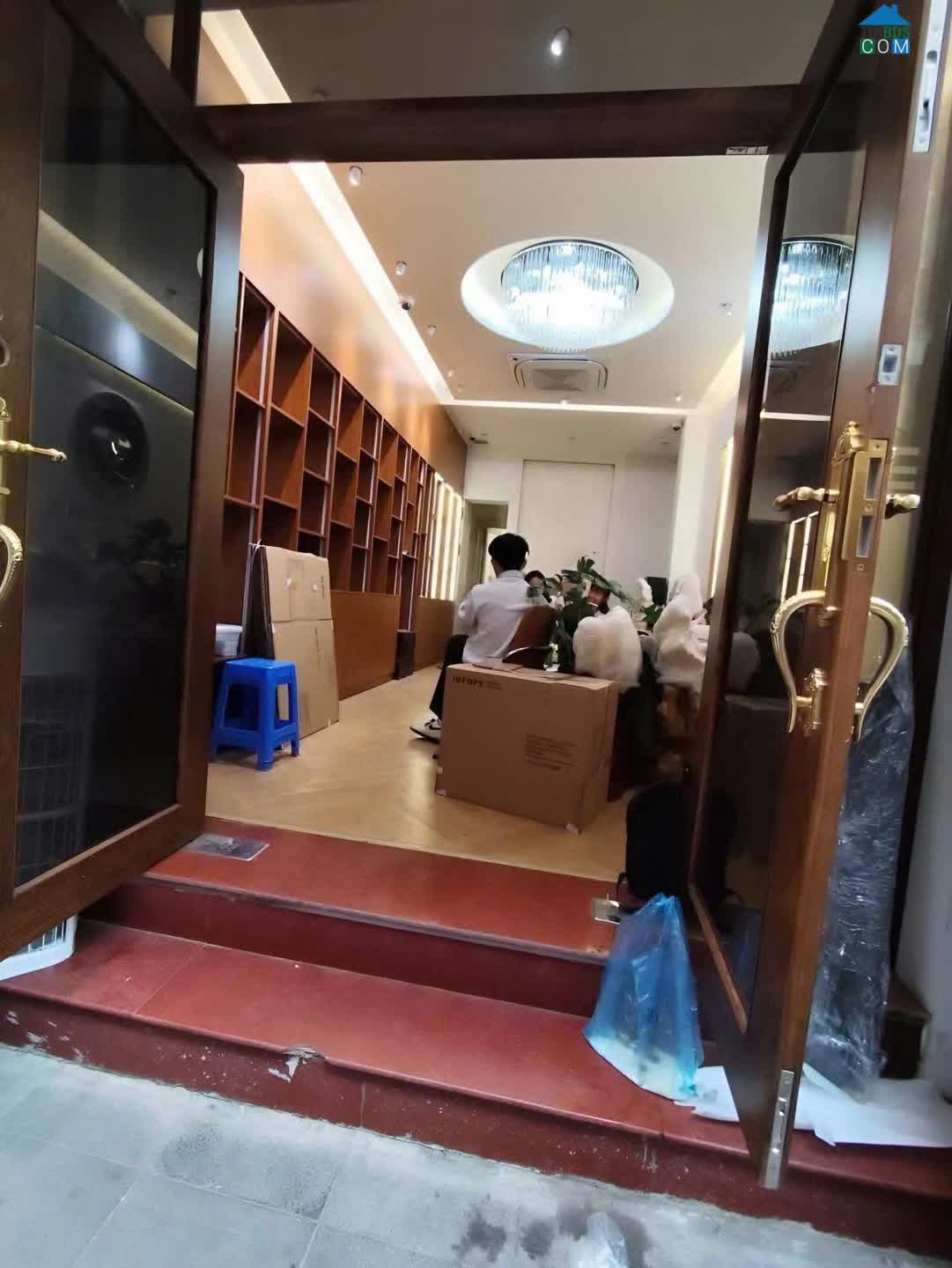 Ảnh Cho thuê nhà MP Trần Quốc Toản Hoàn Kiếm 45m x 5T giá 45tr, KD - HOMESTAY OK 0