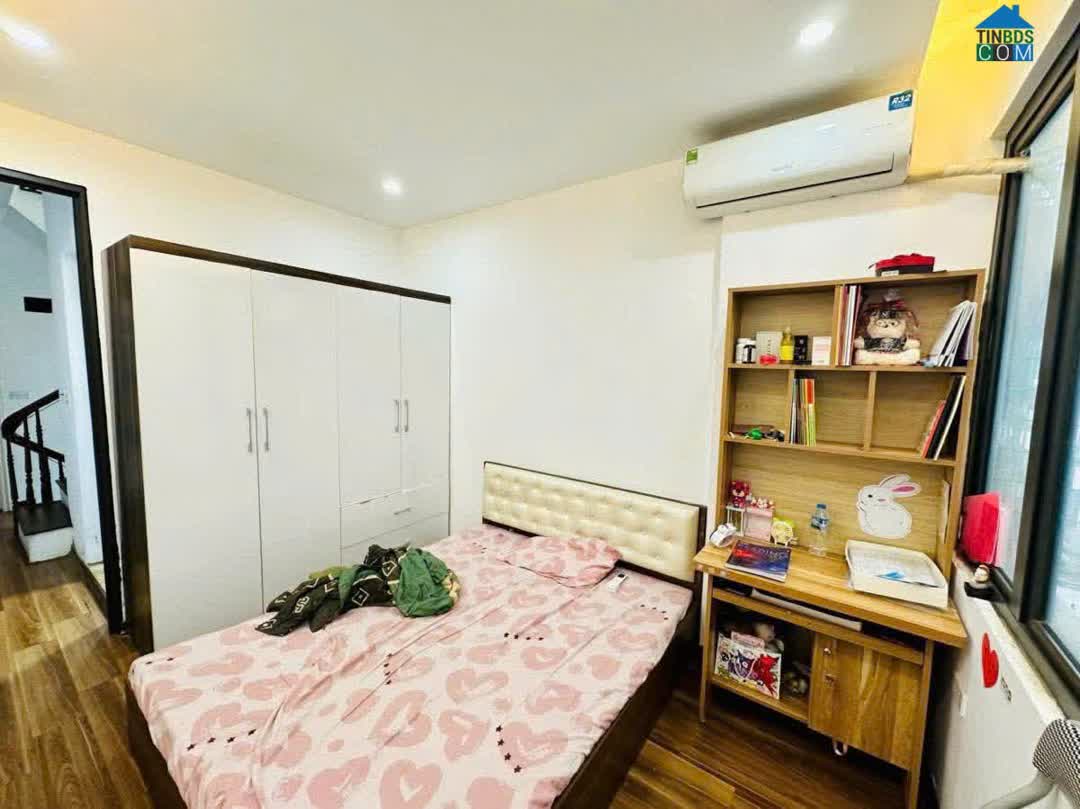 Ảnh Cho thuê nhà ngõ 445 Nguyễn Khang Cầu Giấy 30M X 4T ĐẸP giá 12 triệu 0