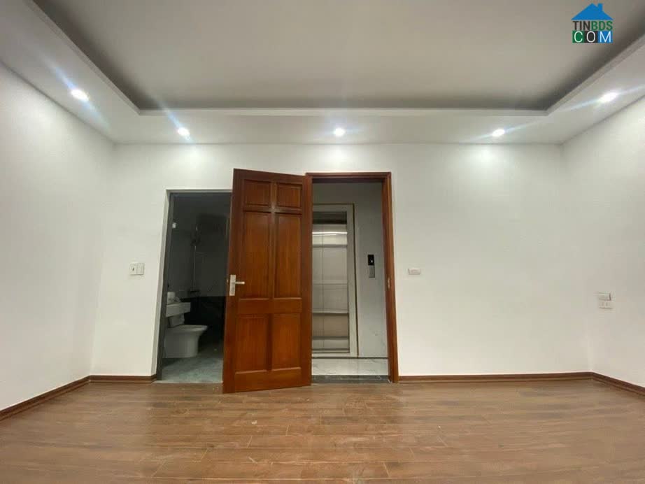 Ảnh Nhà Gần Phố Trần Quang Diệu 6 Tầng Thang Máy Xây Mới_33m2_gần Ô Tô_2 Thoáng, Hơn 10 Tỷ 0