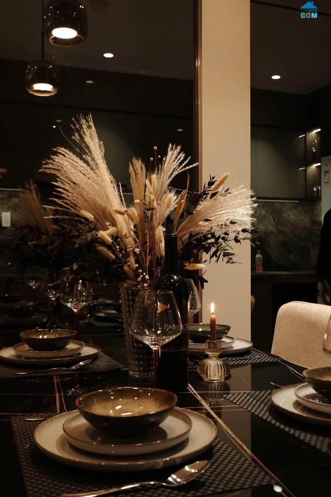 Ảnh Chuyển nhượng căn hộ Lavida Plus 2PN giá 5.3 tỷ all in, sẵn hợp đồng thuê, giao full nội thất 0