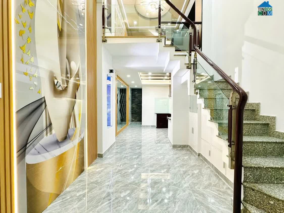 Ảnh Siêu Phẩm Đẹp Lung Linh - Cách 1 Căn Ra MT Thích Quảng Đức - Sổ Hoa Hậu 0