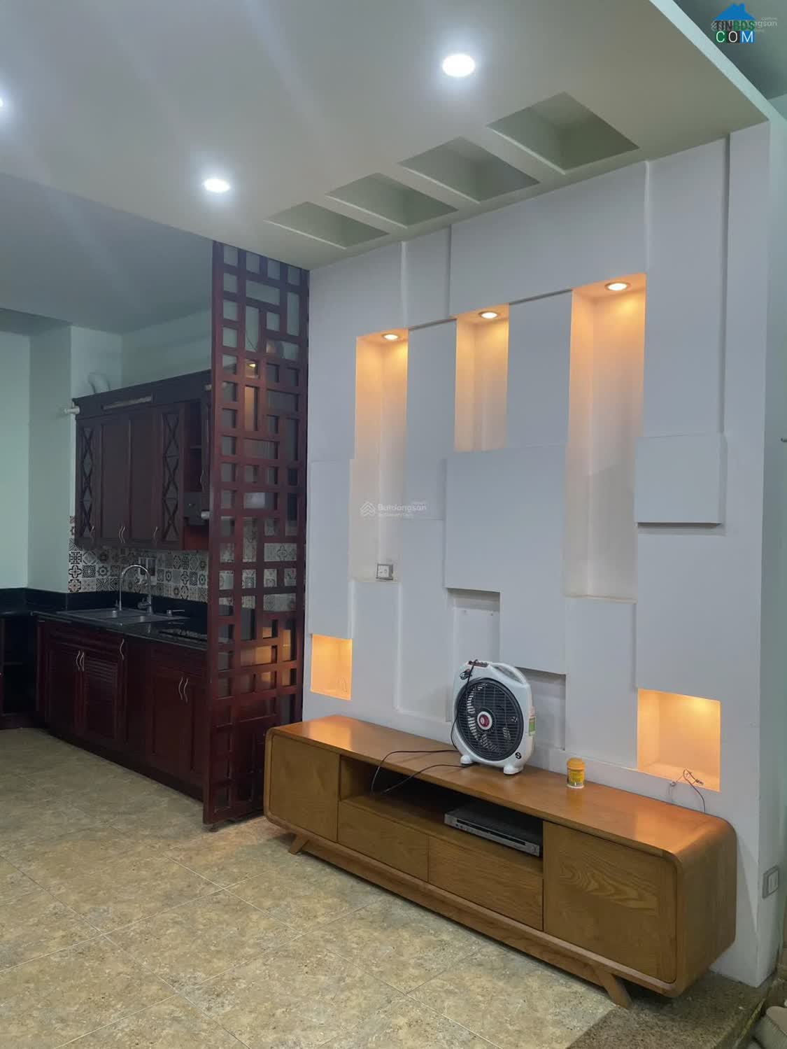 Ảnh Cho thuê nhà Hoàng Hoa Thám-Ba Đình, 40m2, 4 tầng, 3 ngủ, 14tr 0