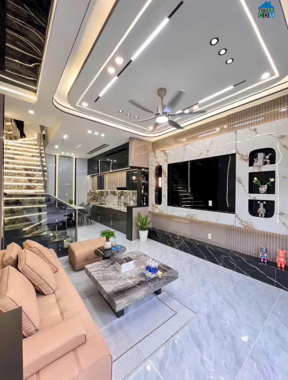 Ảnh Gấp Gấp Gấp Cần Bán Gấp Căn Nhà Nằm Ở Trung Tâm Thủ Dầu Một Hãy Mau Liên Hệ Em Để Được Giá Ưu... 0