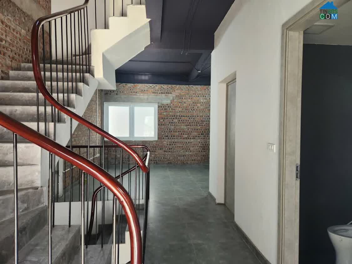 Ảnh Cho thuê nhà nguyên căn 75m2 6 phòng ngủ trung tâm Trâu Quỳ/Gia Lâm, gần hồ và công viên 0