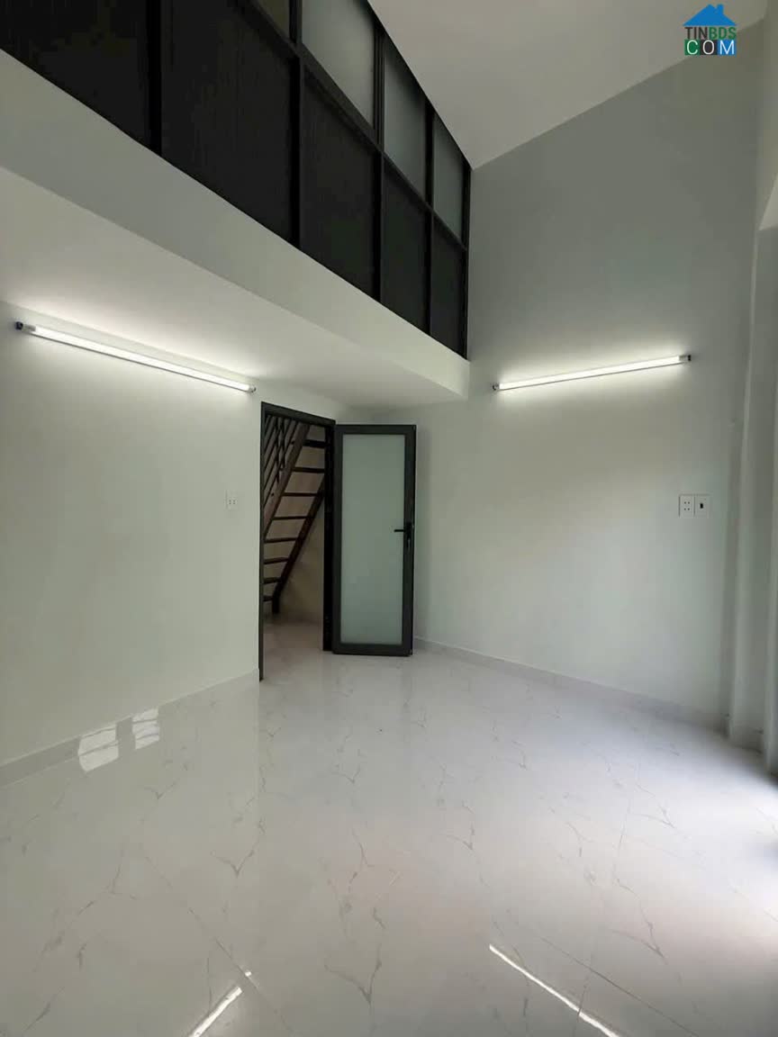 Ảnh N.hà B.án ✨️✨️✨️ QUẬN 8 . PHƯỜNG 15 ✨️✨️✨️ Căn Góc 3 Tầng ( 3,8m × 6m ) 2 Phòng - 2,4 Tỷ 0