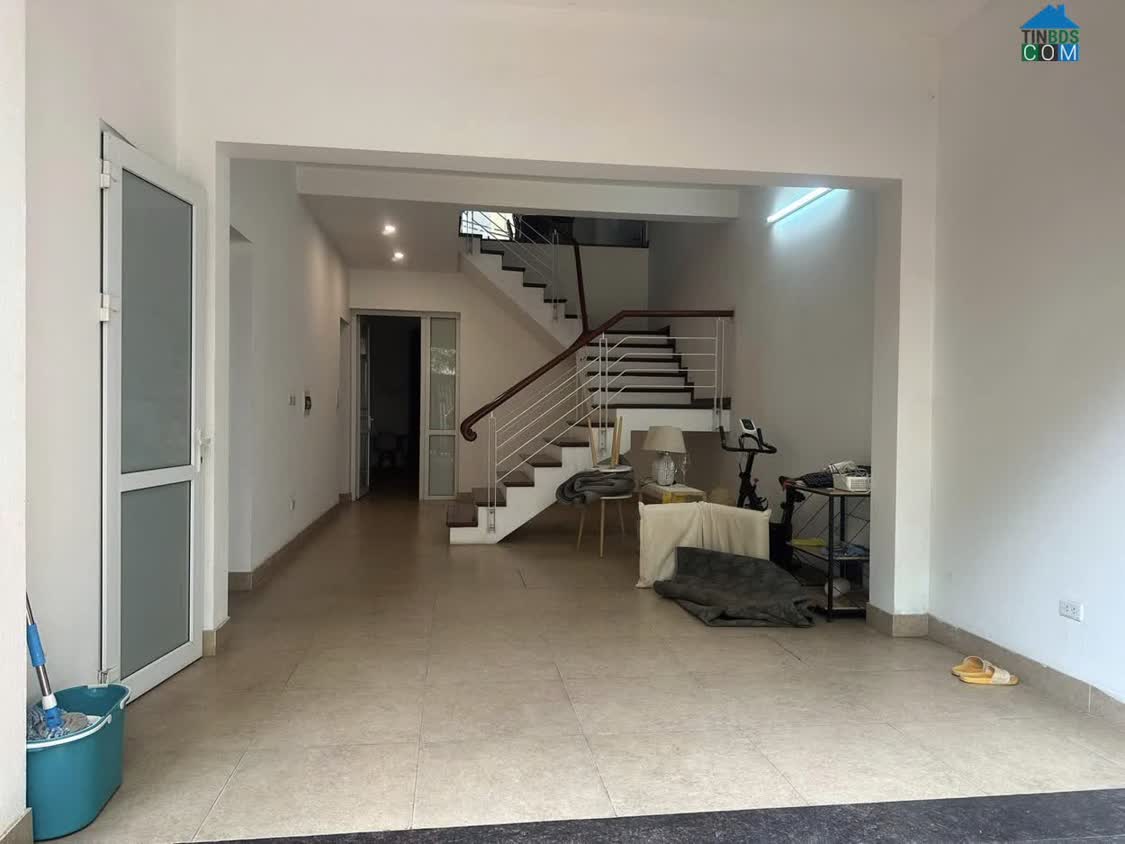 Ảnh Cho thuê nhà Đặng Thai Mai-Tây hồ, 120m2, 4 tầng, 4 ngủ, full đồ, 38tr 0